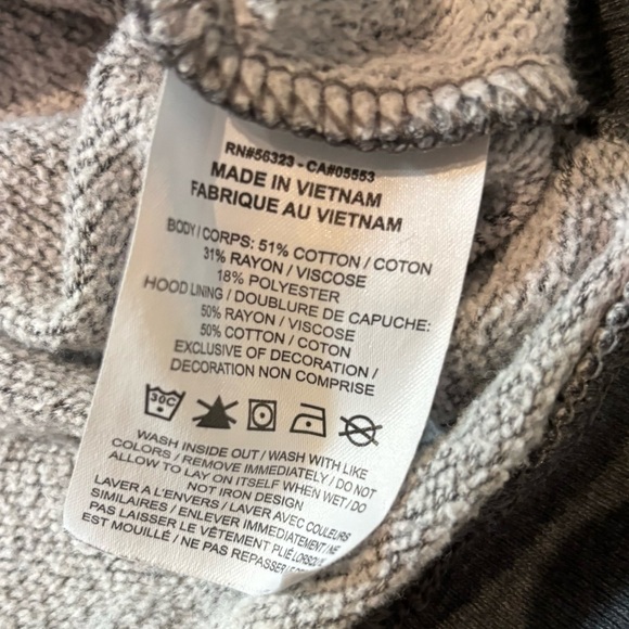 Nike Women’s Hoodie - Picture 7 of 7